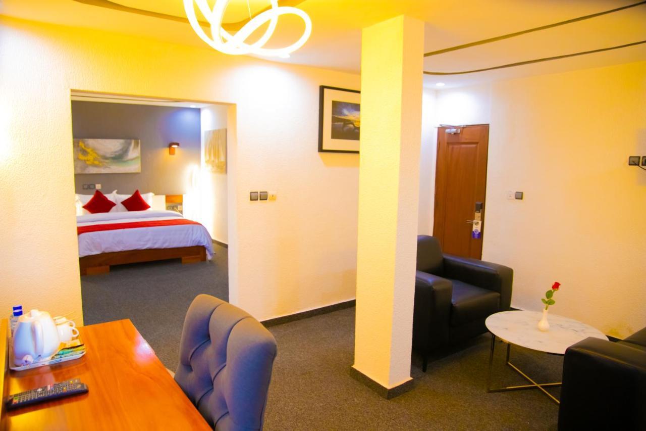 Hotel La Casa Cielo Cotonou Eksteriør bilde