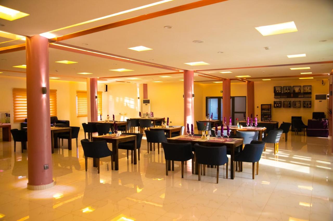 Hotel La Casa Cielo Cotonou Eksteriør bilde