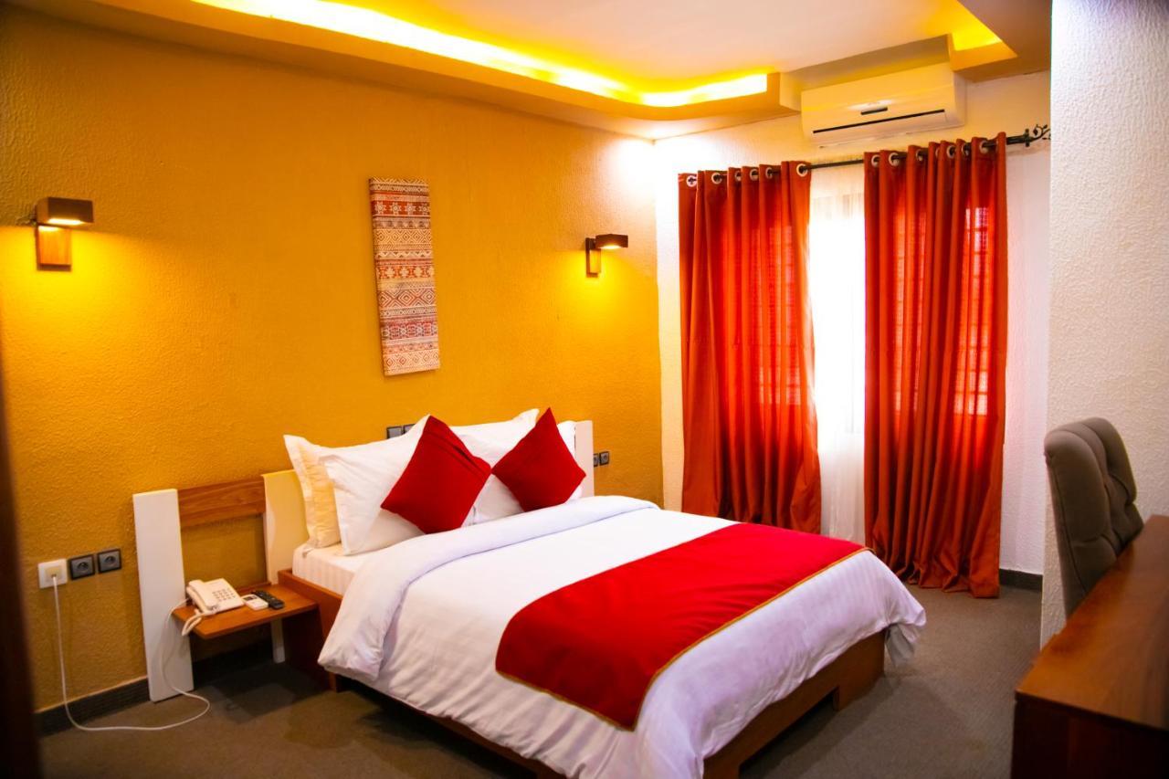 Hotel La Casa Cielo Cotonou Eksteriør bilde